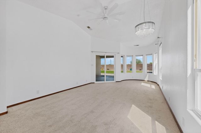 9507 Corona Avenue NE, Albuquerque, NM 87122