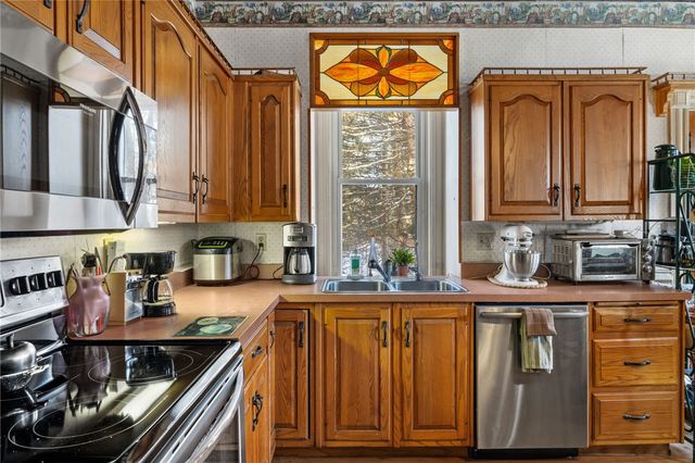 118 Saltarka Ln, Zelienople Boro, PA 16063