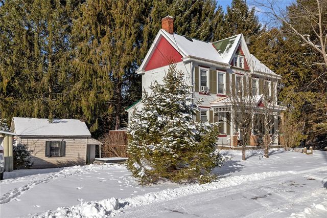 118 Saltarka Ln, Zelienople Boro, PA 16063