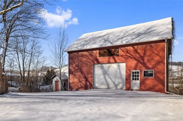 118 Saltarka Ln, Zelienople Boro, PA 16063