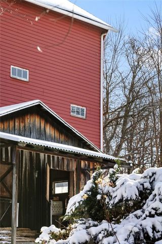 118 Saltarka Ln, Zelienople Boro, PA 16063