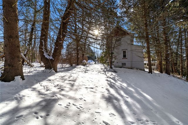 118 Saltarka Ln, Zelienople Boro, PA 16063