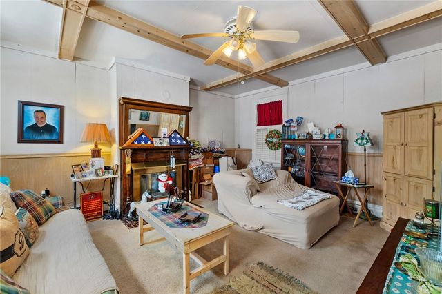 118 Saltarka Ln, Zelienople Boro, PA 16063