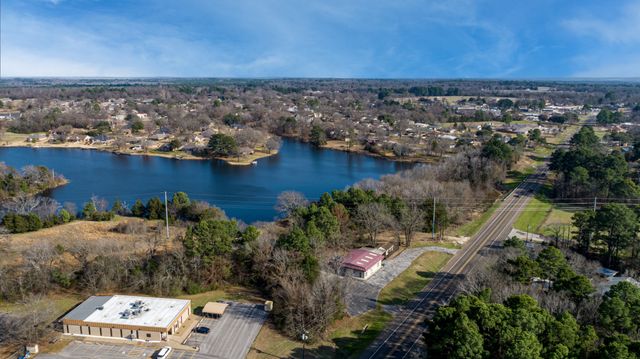 700 Greenville Hwy, Mineola, TX 75773