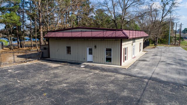 700 Greenville Hwy, Mineola, TX 75773