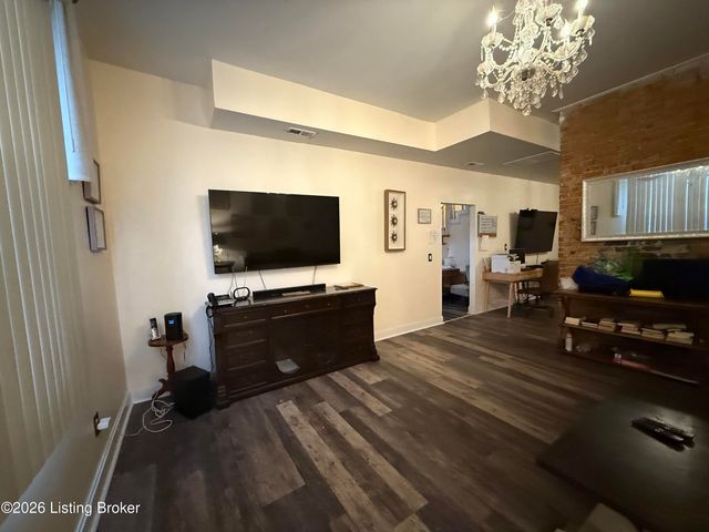 2318 Bolling Ave, Louisville, KY 40210