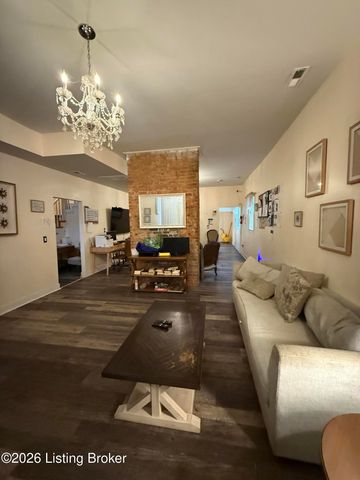 2318 Bolling Ave, Louisville, KY 40210