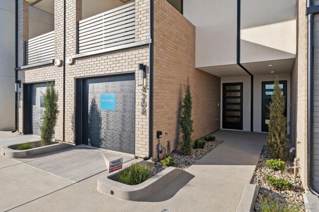 4208 Tonopah St, San Diego, CA 92110