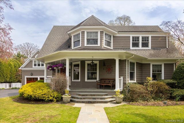 16 Middle Drive, Manhasset, NY 11030