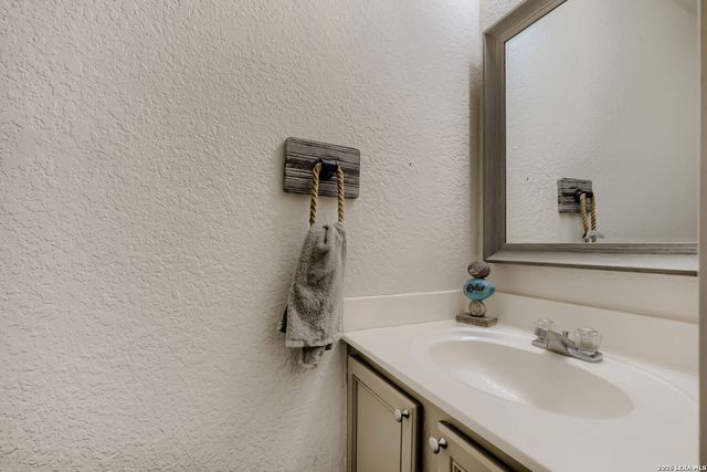 6231 DONELY PL, San Antonio, TX 78247