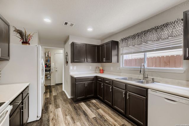 6231 DONELY PL, San Antonio, TX 78247