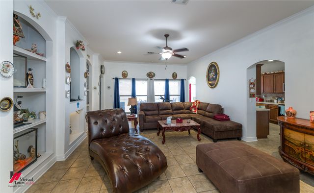2302 Tallgrass, Bossier City, LA 71111