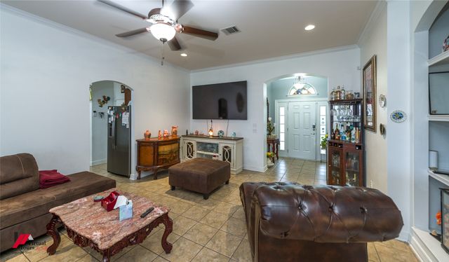 2302 Tallgrass, Bossier City, LA 71111