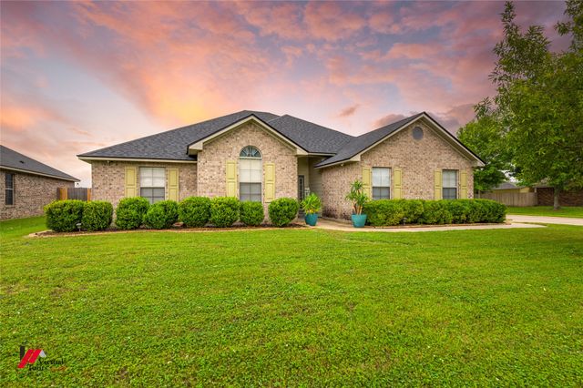 2302 Tallgrass, Bossier City, LA 71111