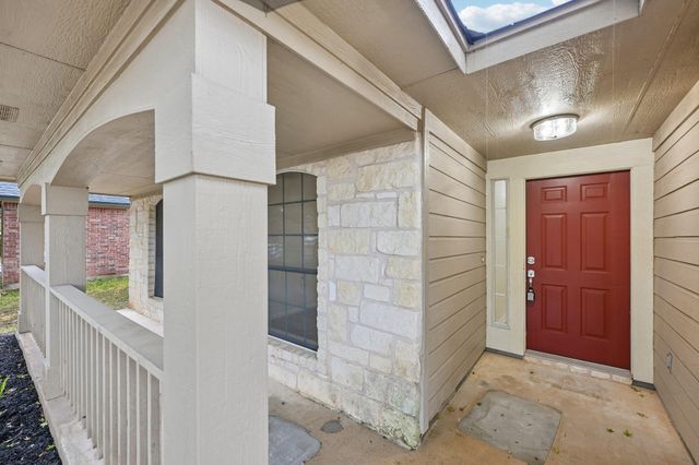 500 Britni LOOP, Kyle, TX 78640