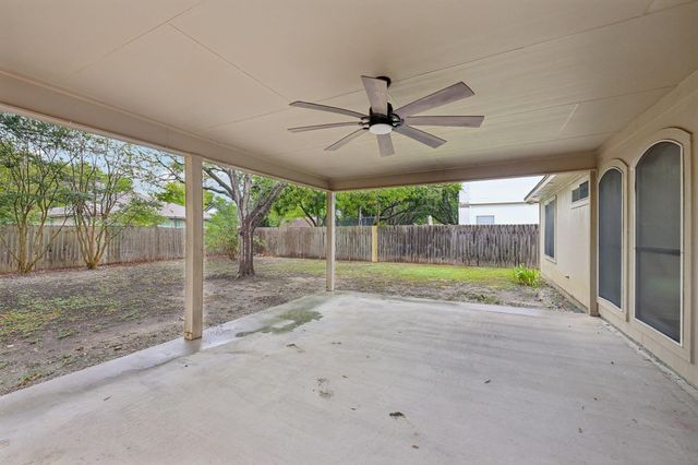 500 Britni LOOP, Kyle, TX 78640