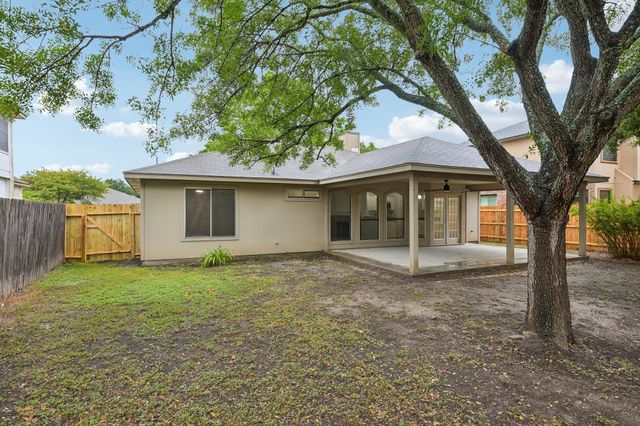 500 Britni LOOP, Kyle, TX 78640