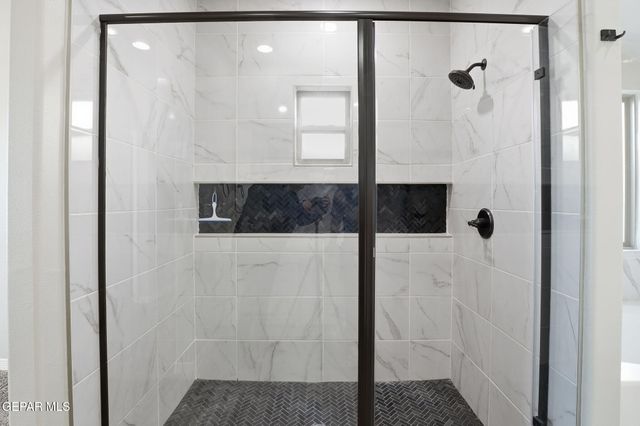 281 GLENLIVET Way, El Paso, TX 79928