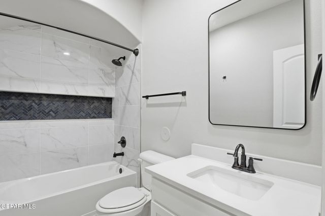 281 GLENLIVET Way, El Paso, TX 79928