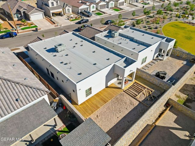 281 GLENLIVET Way, El Paso, TX 79928