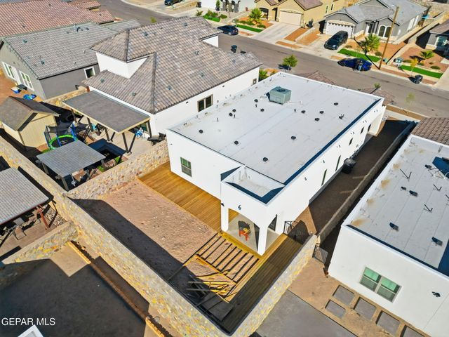 281 GLENLIVET Way, El Paso, TX 79928