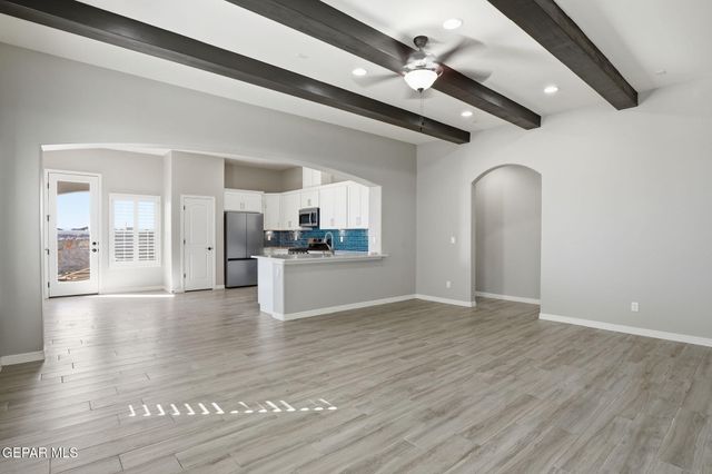 281 GLENLIVET Way, El Paso, TX 79928