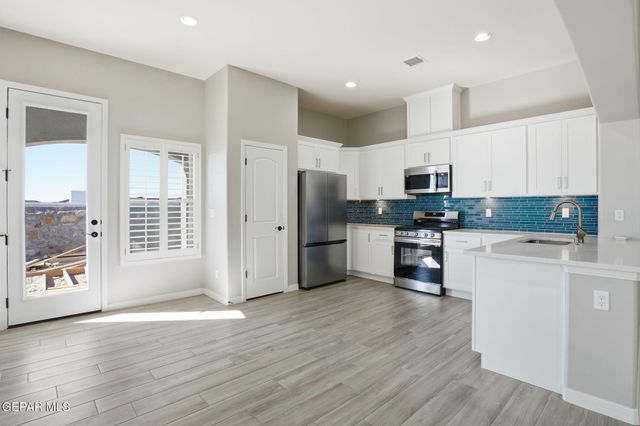 281 GLENLIVET Way, El Paso, TX 79928