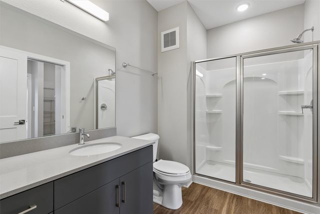 400 SW 7th Street 203, Des Moines, IA 50309
