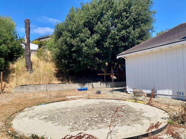 121 Kim Ct, Vallejo, CA 94591