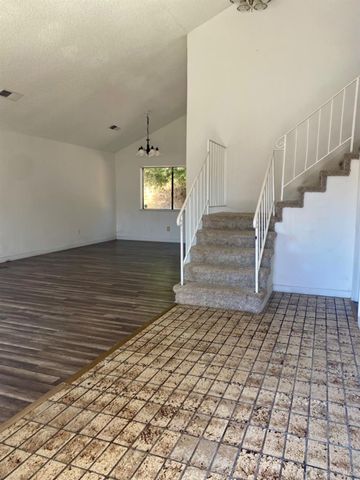 121 Kim Ct, Vallejo, CA 94591