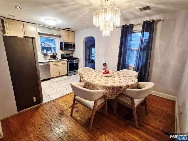 596 Grove Street, Ridgewood, NJ 07450