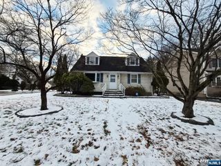596 Grove Street, Ridgewood, NJ 07450