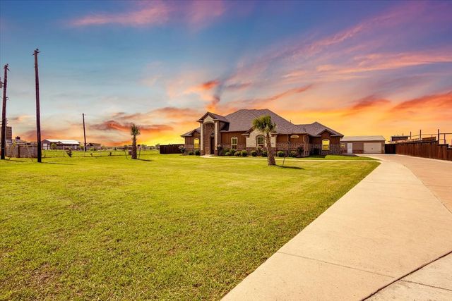 9195 County Road 4116, Kaufman, TX 75142