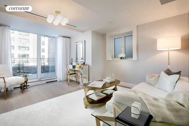 40 E 72ND Street PH, New York City, NY 10021