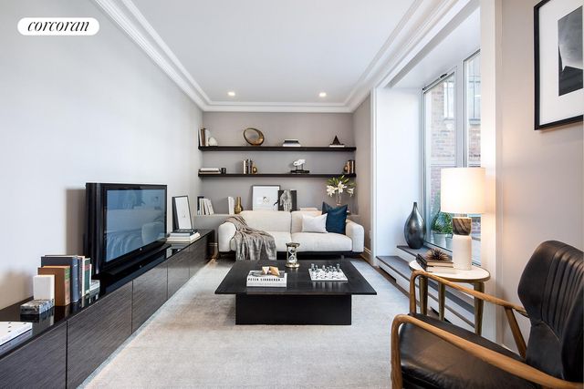 40 E 72ND Street PH, New York City, NY 10021