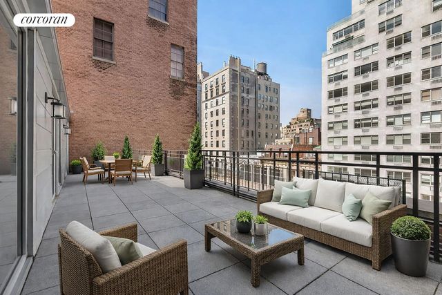 40 E 72ND Street PH, New York City, NY 10021