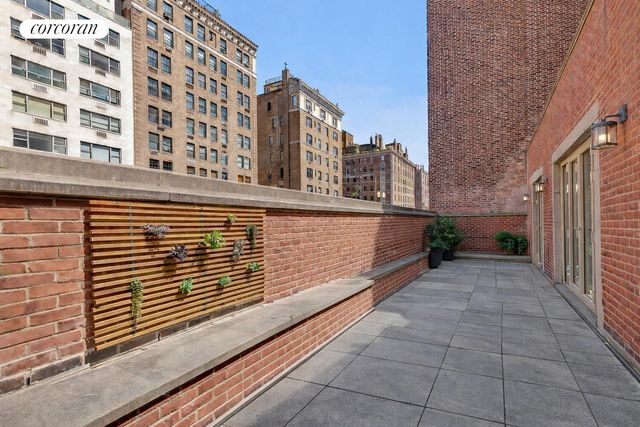 40 E 72ND Street PH, New York City, NY 10021