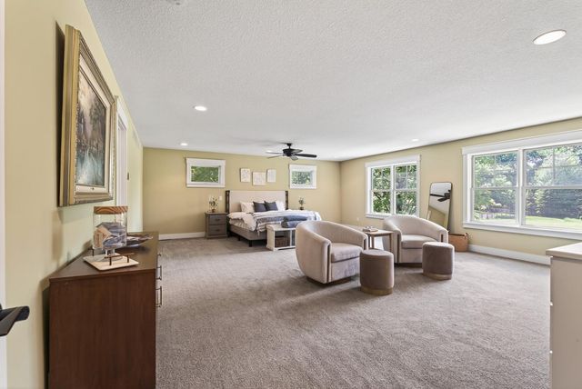 8955 Quinn Road, Chanhassen, MN 55317