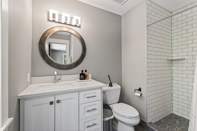 8955 Quinn Road, Chanhassen, MN 55317