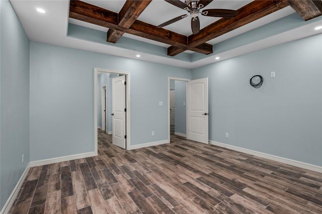 600 Olde Oaks Circle, Madisonville, TX 77864