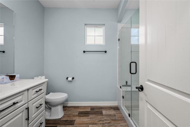 600 Olde Oaks Circle, Madisonville, TX 77864