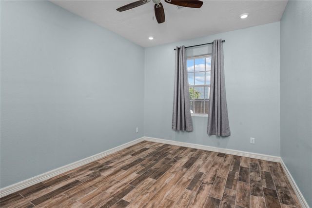 600 Olde Oaks Circle, Madisonville, TX 77864