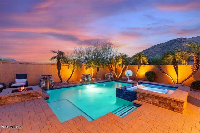 25943 N 84TH Drive, Peoria, AZ 85383