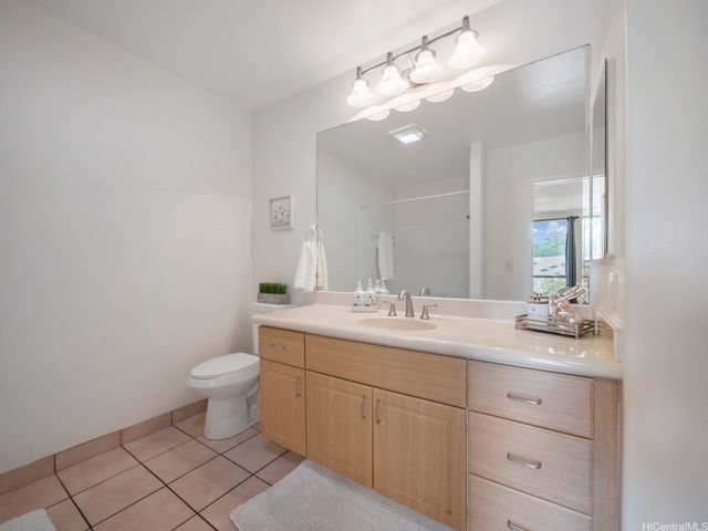 95-982 Wikao Street L203, Mililani, HI 96789