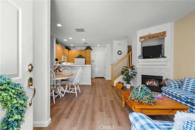 25554 Schubert C, Stevenson Ranch, CA 91381