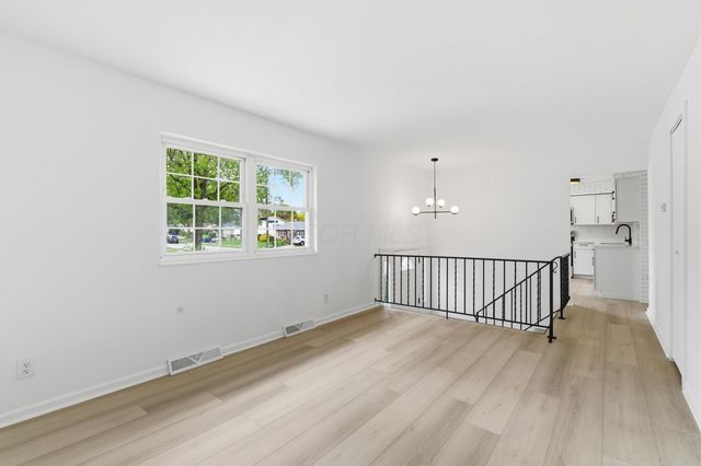 388 Elkwood Place, Columbus, OH 43230