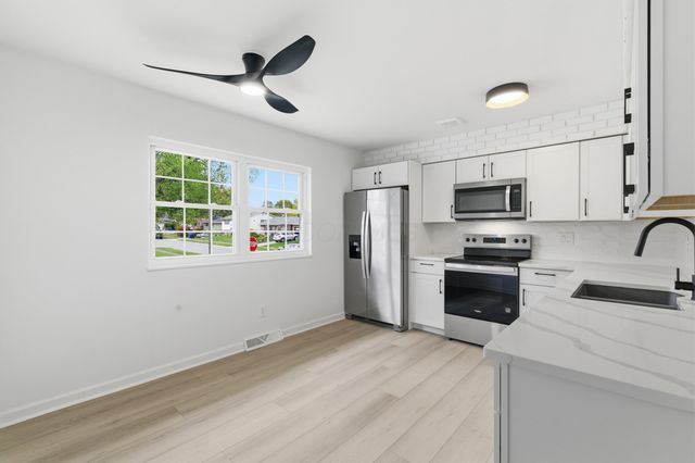 388 Elkwood Place, Columbus, OH 43230