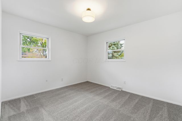 388 Elkwood Place, Columbus, OH 43230