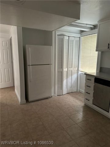 622 S 6th Street, Van Buren, AR 72956