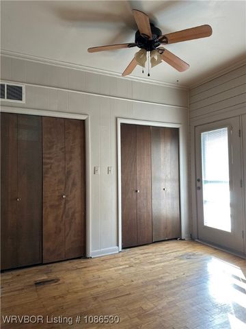 622 S 6th Street, Van Buren, AR 72956
